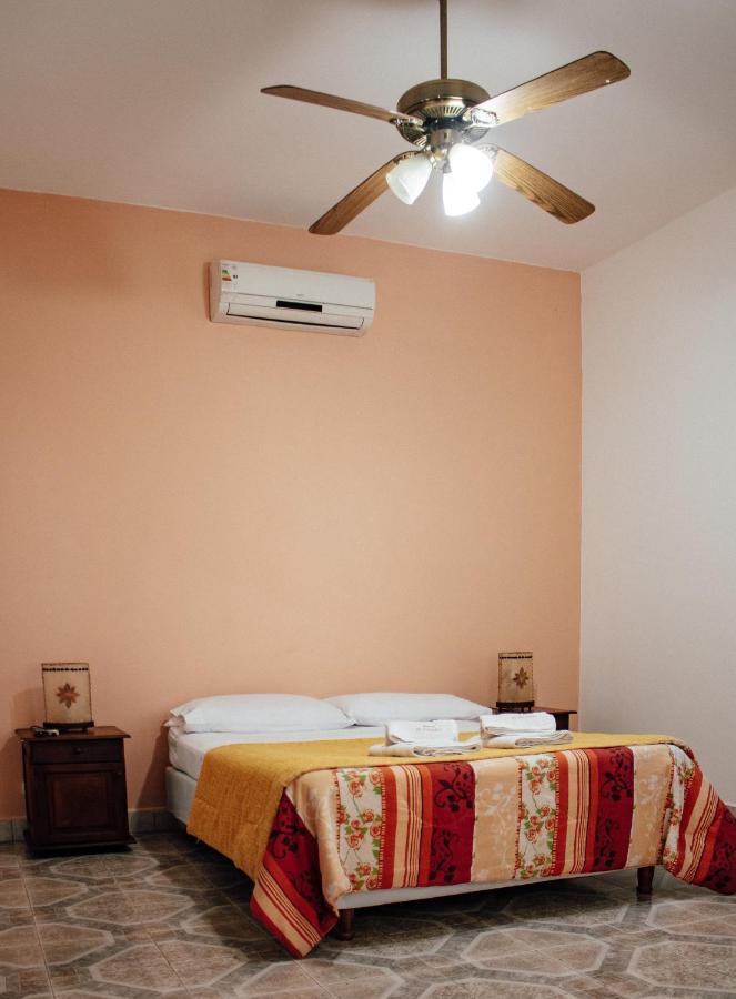 Cabanas Y Hostal Las Marias Cafayate Ngoại thất bức ảnh